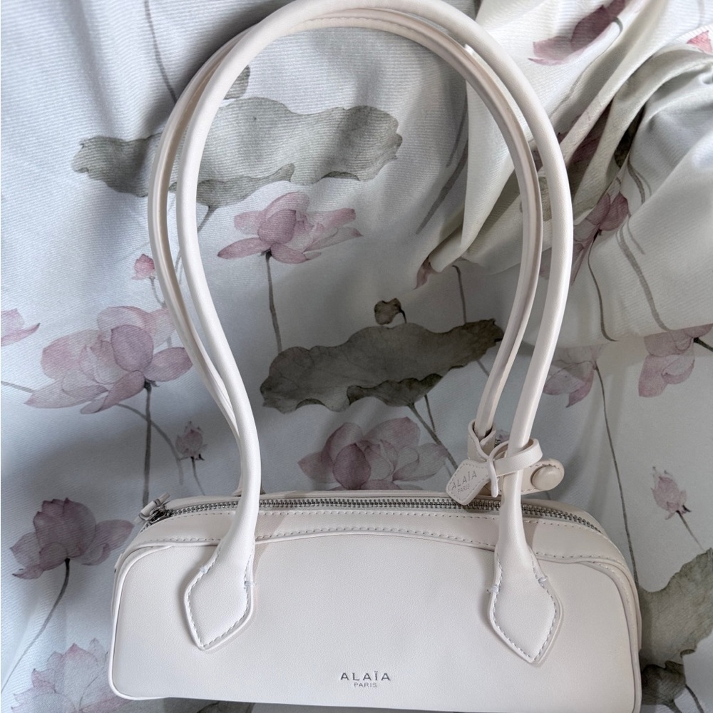 Alaia Le Teckel Shoulder Bag